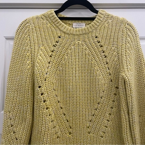 Lucky Brand Light Yellow Cable‎ Knit Sweater size Medium - Picture 2 of 8